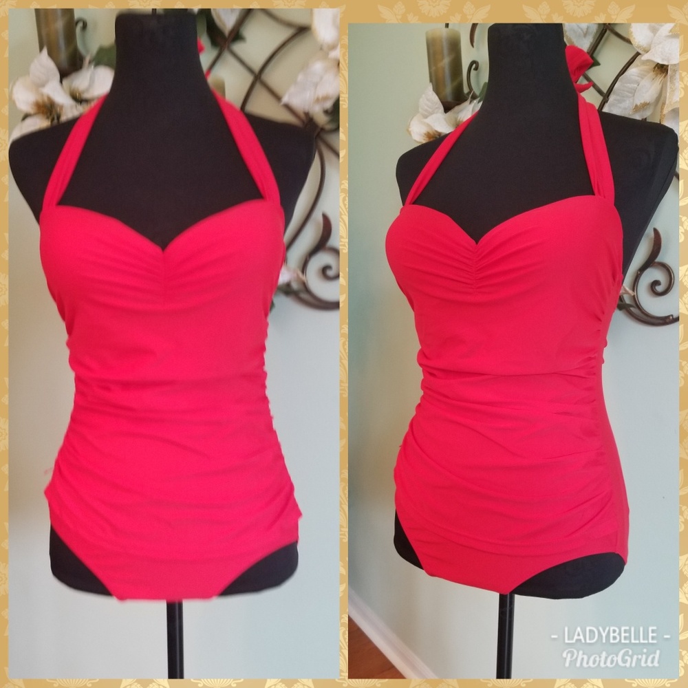 🌻One piece Red Swimsuit🌻